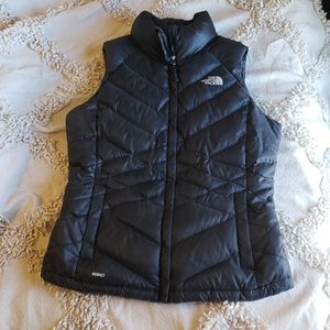 The North Face 550 Puffer Down Vest